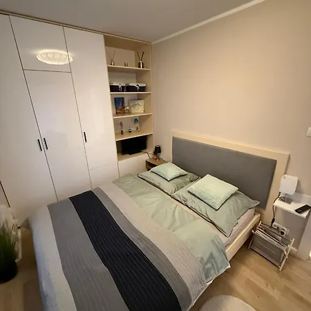 Anna Apartment *